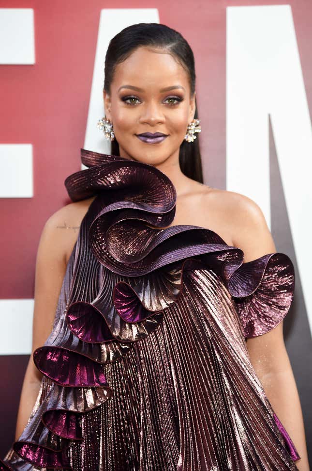 Image for article titled Red Carpet Revolutionary: Rihanna’s Best Hair Looks