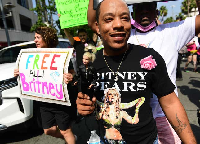 Image for article titled Don&#39;t Come for Me, But Black Women Should Read Britney Spears Autobiography ‘The Woman In Me’